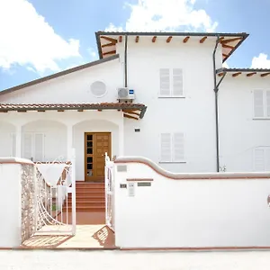 Bed and breakfast Affitti Brevi House, Cascina